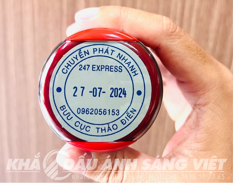 Quy trình làm dấu nhanh, chuẩn, giao tận nơi, hỗ trợ thiết kế theo yêu cầu.